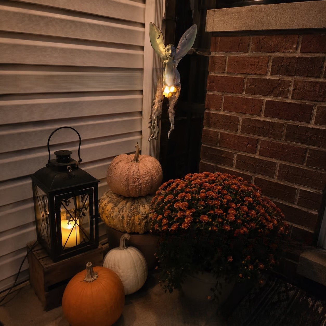 Dancing Light-Up Firefly Fairy | Mysterious Hanging Garden Spirit Light